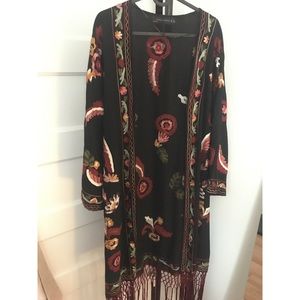 Beautifully embroidered long kimono